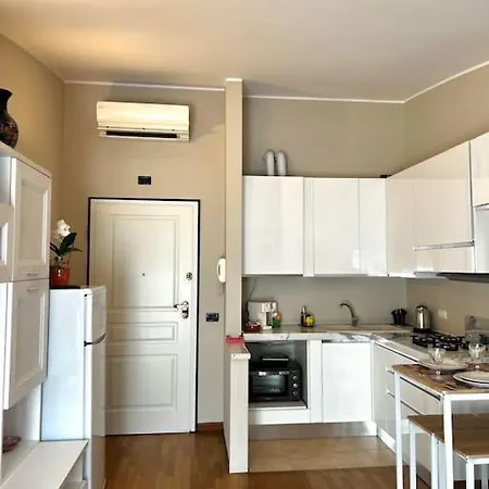 Apartmán Moderno E Luminoso Con Terrazzo, M2 Malpensa Train Milán